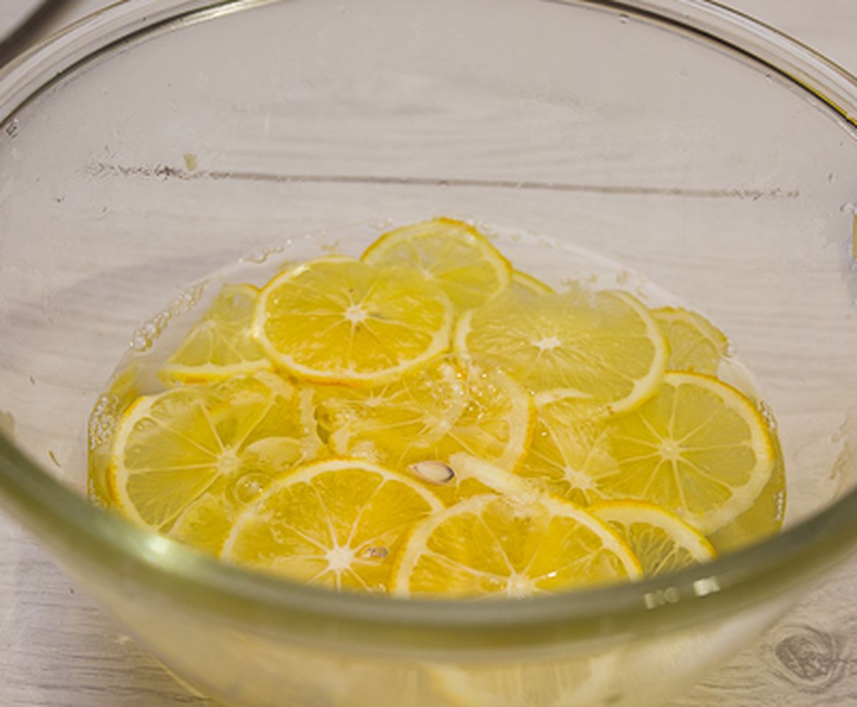 Ошпариваем лимоны