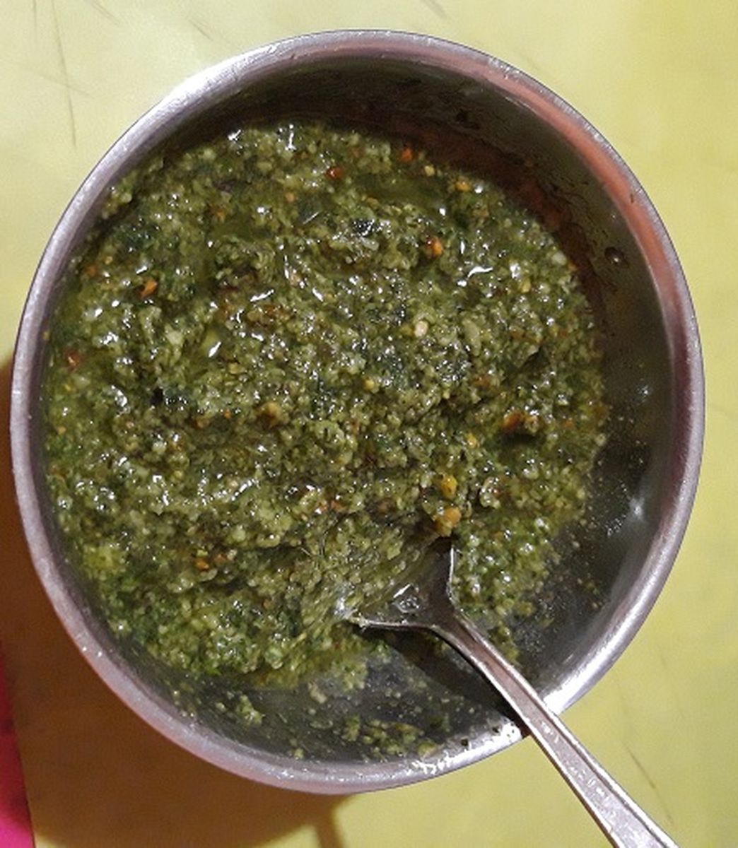 Зеленый соус с мятой и тархуном.jpg