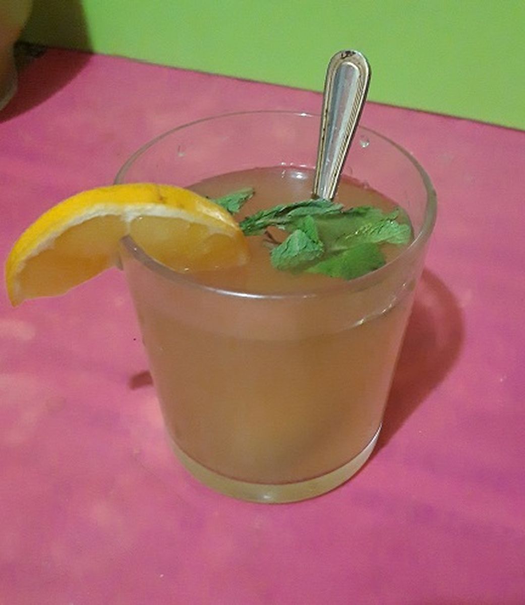 Холодный зеленый чай с лимоном и медом.jpg