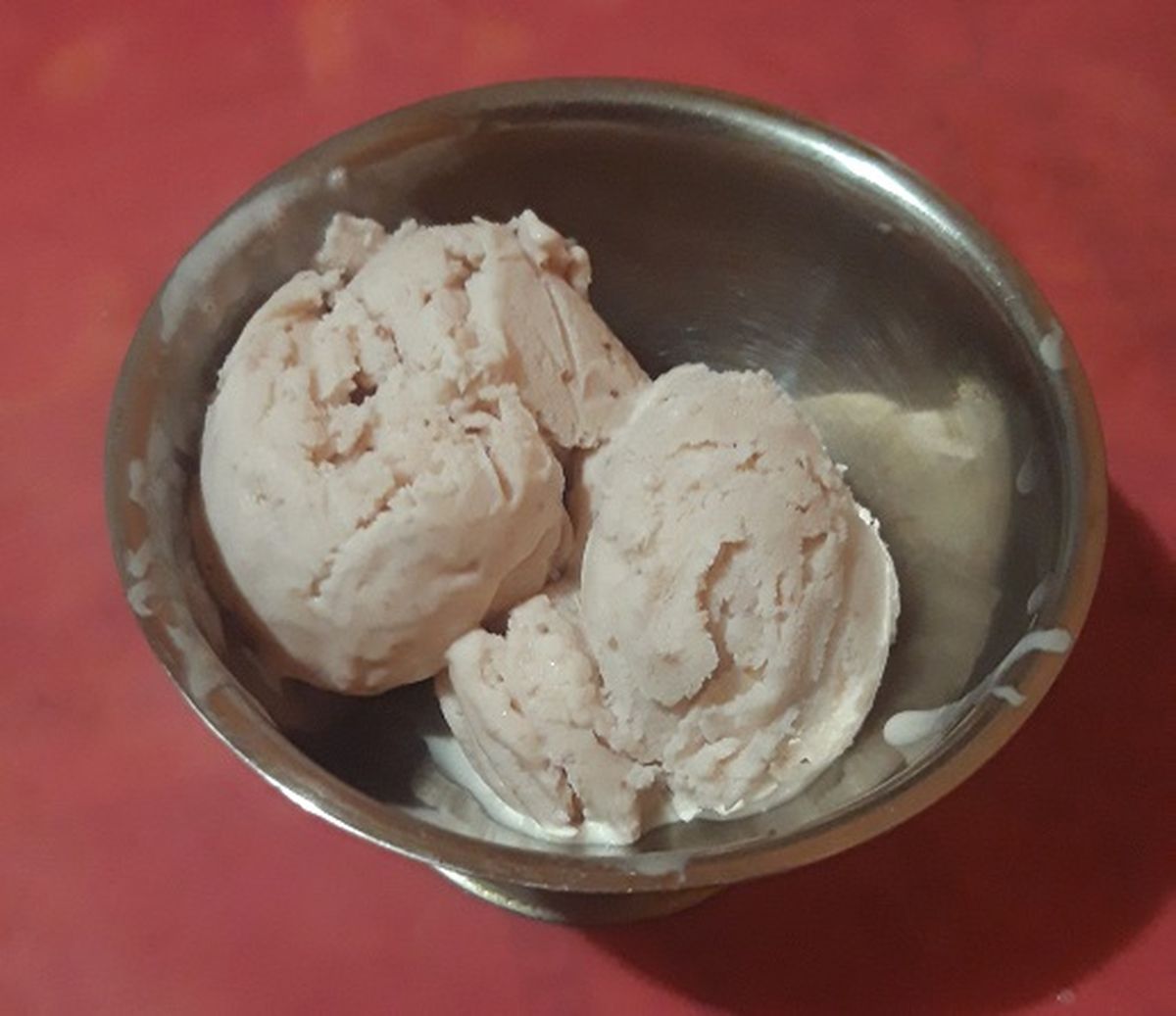 Клубничное мороженое на сгущенке.jpg