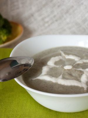 Крем-суп из брокколи и шампиньонов
